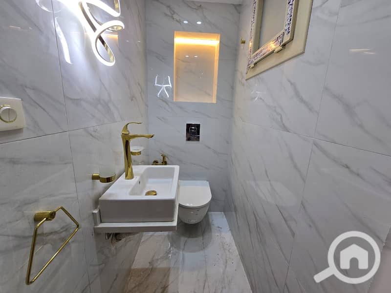 9 WhatsApp Image 2025-11-28 at 19.38. 18 (2). jpeg