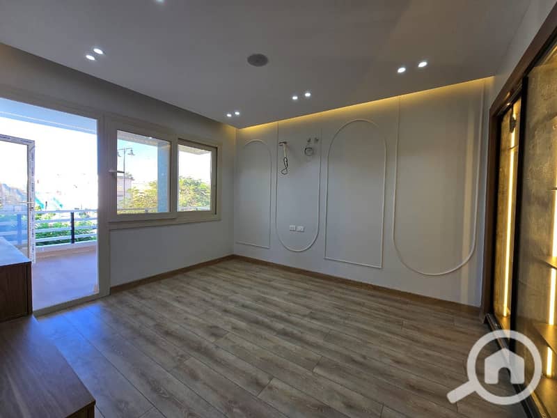 18 WhatsApp Image 2025-11-28 at 19.39. 07 (1). jpeg