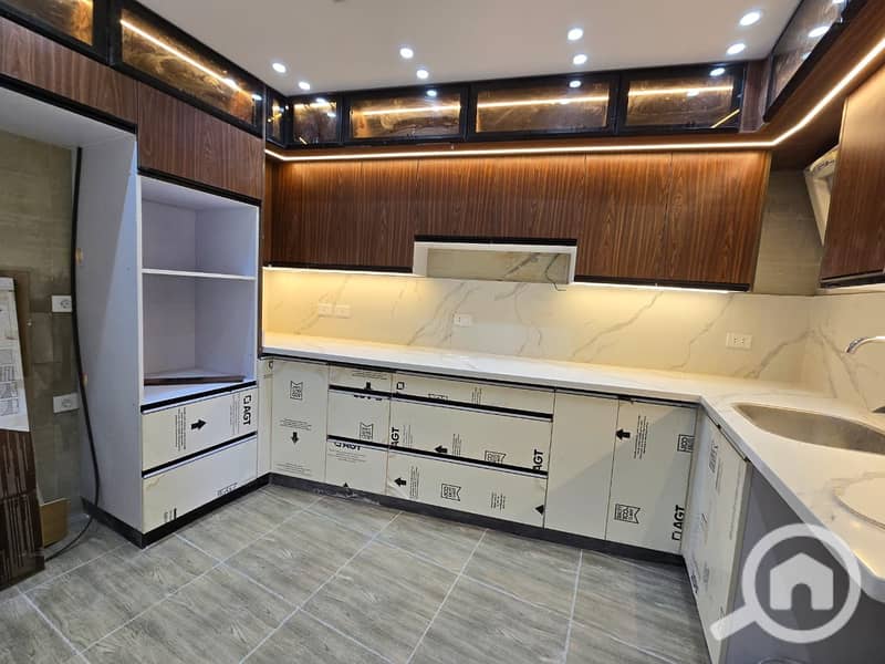 21 WhatsApp Image 2025-11-28 at 19.38. 18 (1). jpeg