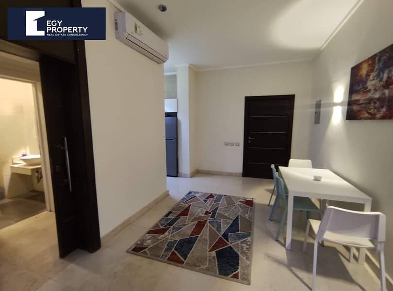 4 _files_fea568c8-009c-4cec-bfc4-6cfe2738a3b9. jpeg