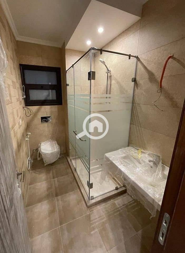 6 462212665_3925660481037465_2097844317694863231_n. jpg