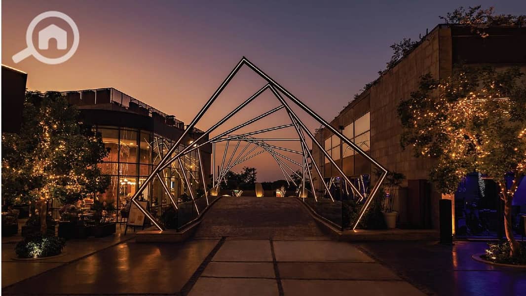 3 f173b34f8267433380ffe7951c08c0ae. jpg