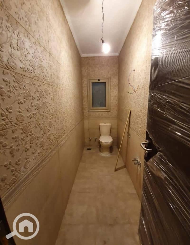 7 3de3d1f2-f5f1-49bc-ab75-c779cda40a15. jpg