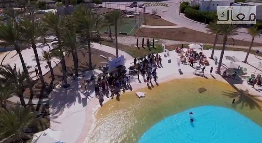 9 4642860b-43ad-4eb1-9dd6-ea3b66da9c1b. jpg