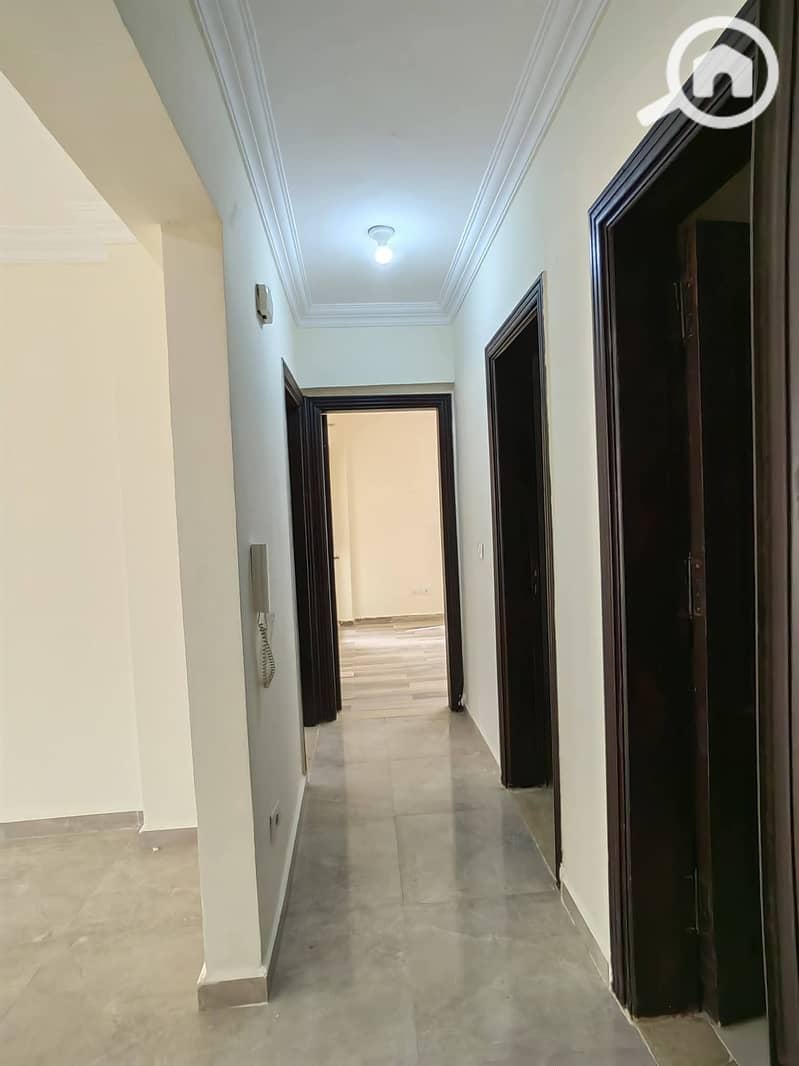 2 8b3e17d8-189b-4fd8-a641-dd0a39f7b879. jpeg