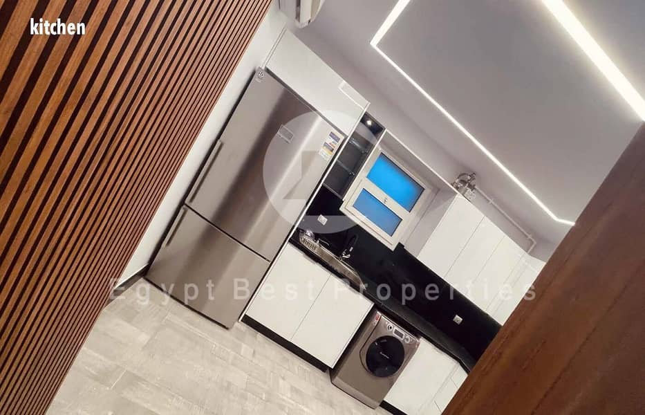 8 193d837d-81bb-4958-adeb-f305baaf9468. jpeg