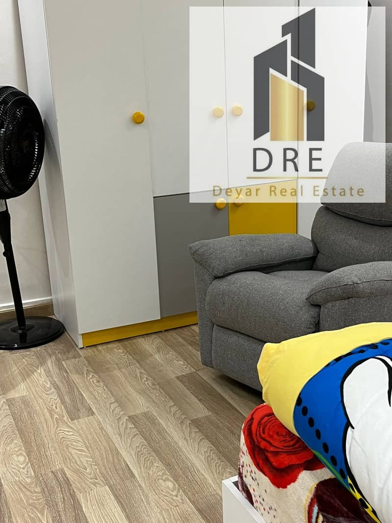 6 a80d7c65-db42-44e4-b393-305aacf8de87. jpg