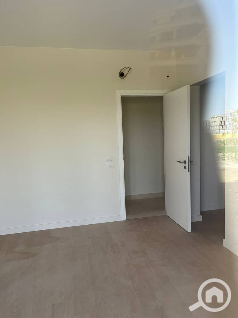 9 9b1bea25-7261-4eb9-92af-2f9bcabc3c3a. jpeg