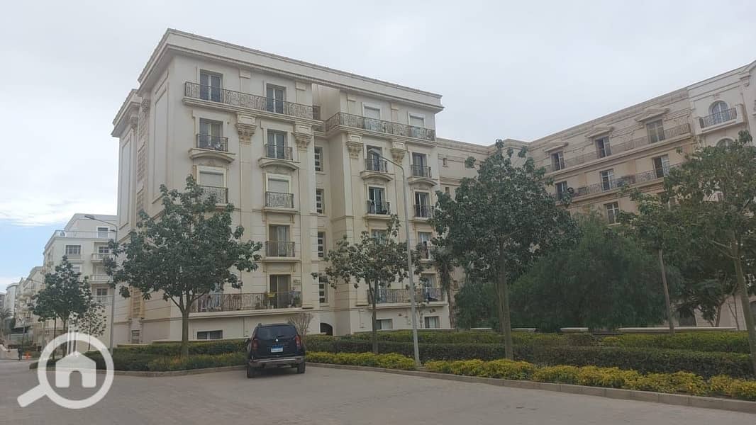 7 d795c559-53fa-427a-90be-c2bb876c4ed9. jpg