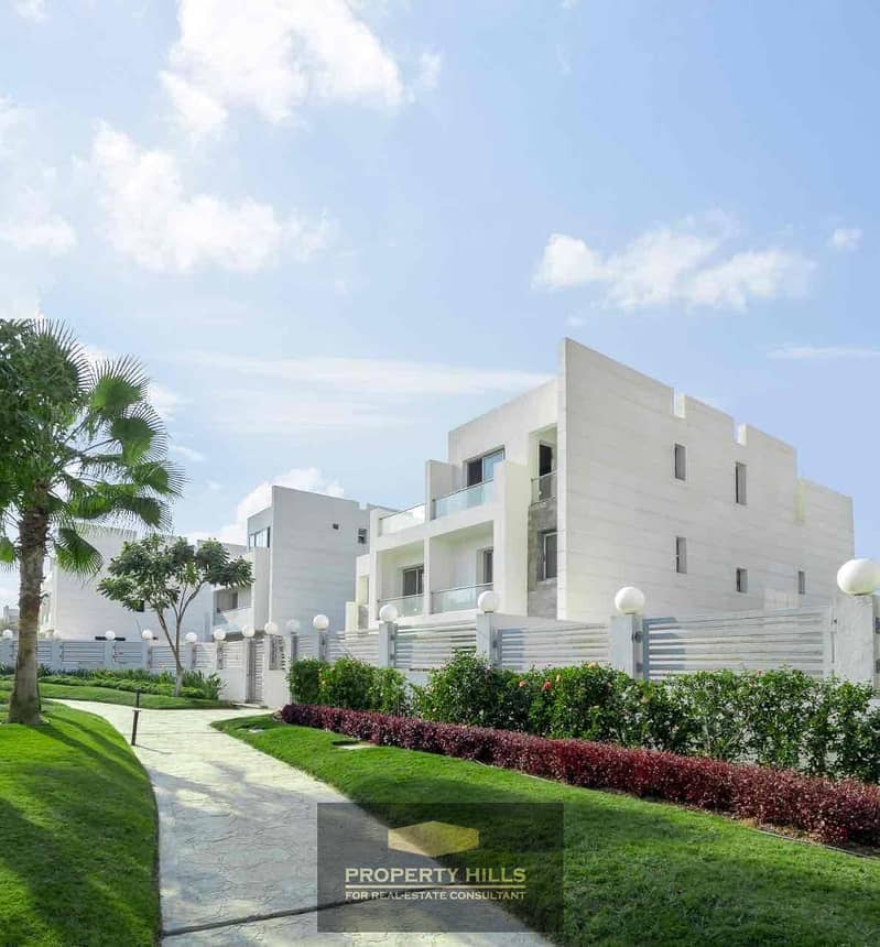 30 7fb0d3a5-61ca-4979-9e4b-13c268c63389. jpg