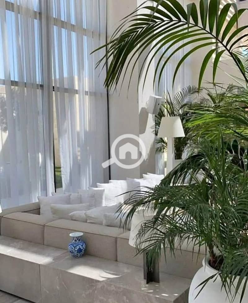 8 584907946_1403709921313759_9100709481838641474_n. jpg