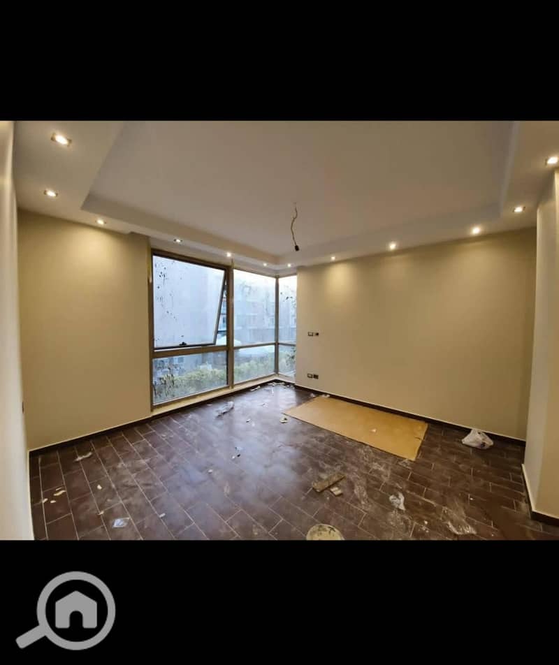 10 a5300d10-0029-4e06-8c39-106fefcd5cef. jpg