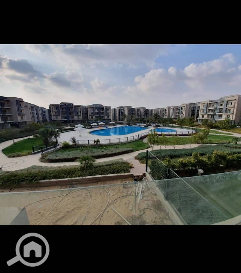 4 1ed1c4b9-59e3-459b-aeb1-3f43eff7464e. jpg