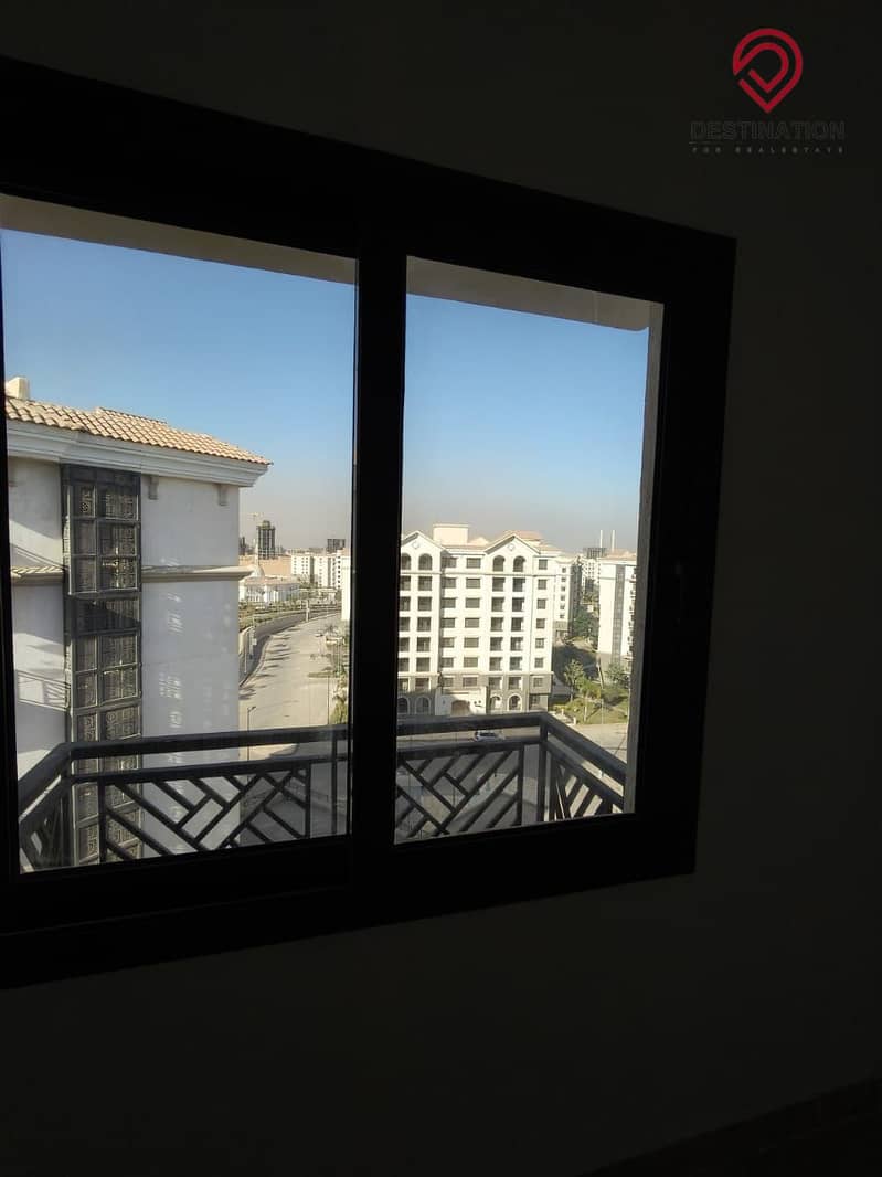 7 5127e403-e207-4e28-8d94-38db4156a800. jpg