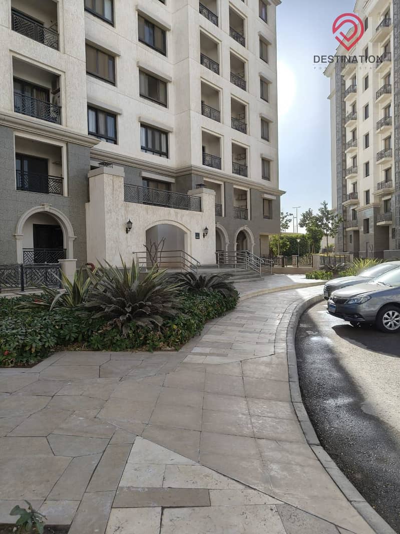 13 f4b7b918-edb1-4c66-bfb2-c41db47ed43a. jpg