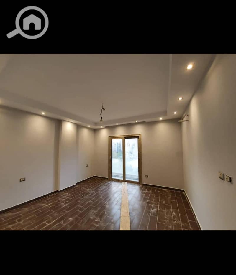 8 3f14af10-0cd4-4aa3-8cf5-d571fe5b24eb. jpg