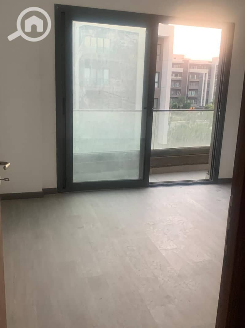 6 72354c64-a3bf-4ec6-8852-edea2967b911. jpg