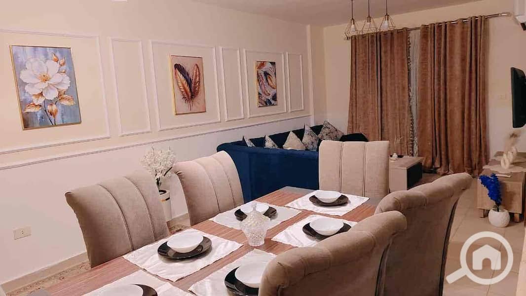 2 f97b31ad-8965-40de-9cb5-9952ec049211. jpg