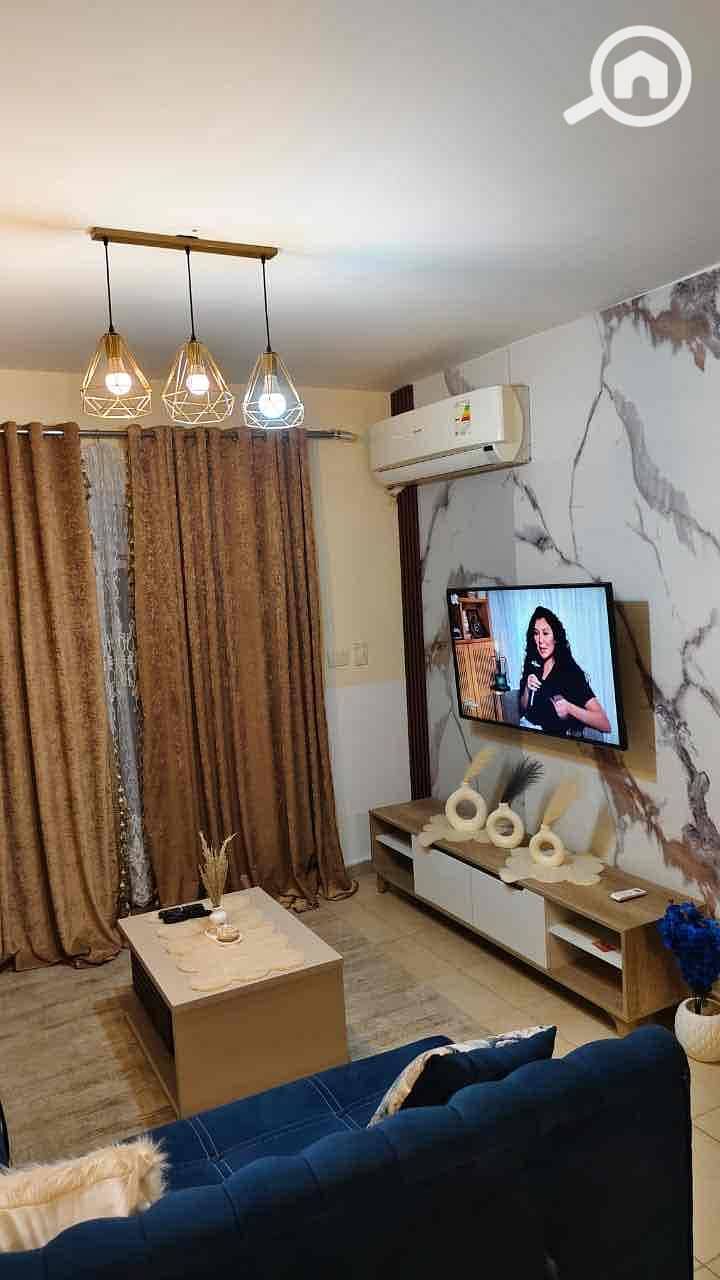 18 e9876ccf-c490-436b-8704-f4706da48f78. jpg