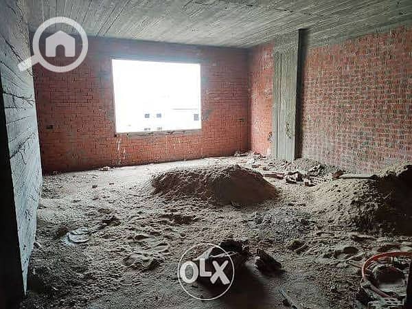 2 16068035-600x450. jpeg