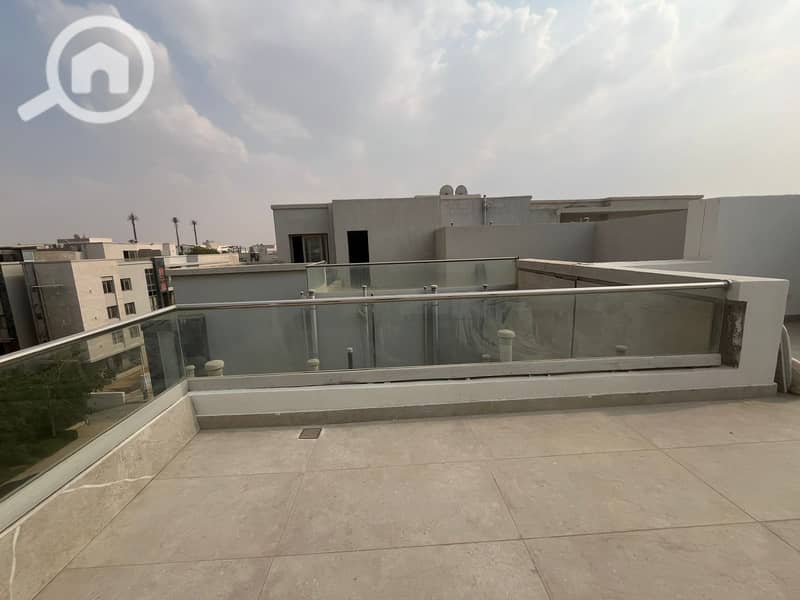 13 146ee48b-7380-4c10-be57-fa56b2d00944. jpg