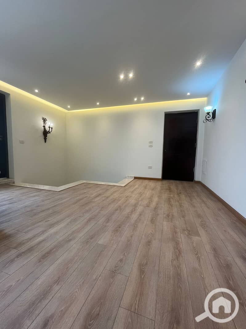 14 1010f5d2-feda-417d-a236-bd7ab1521040. jpg