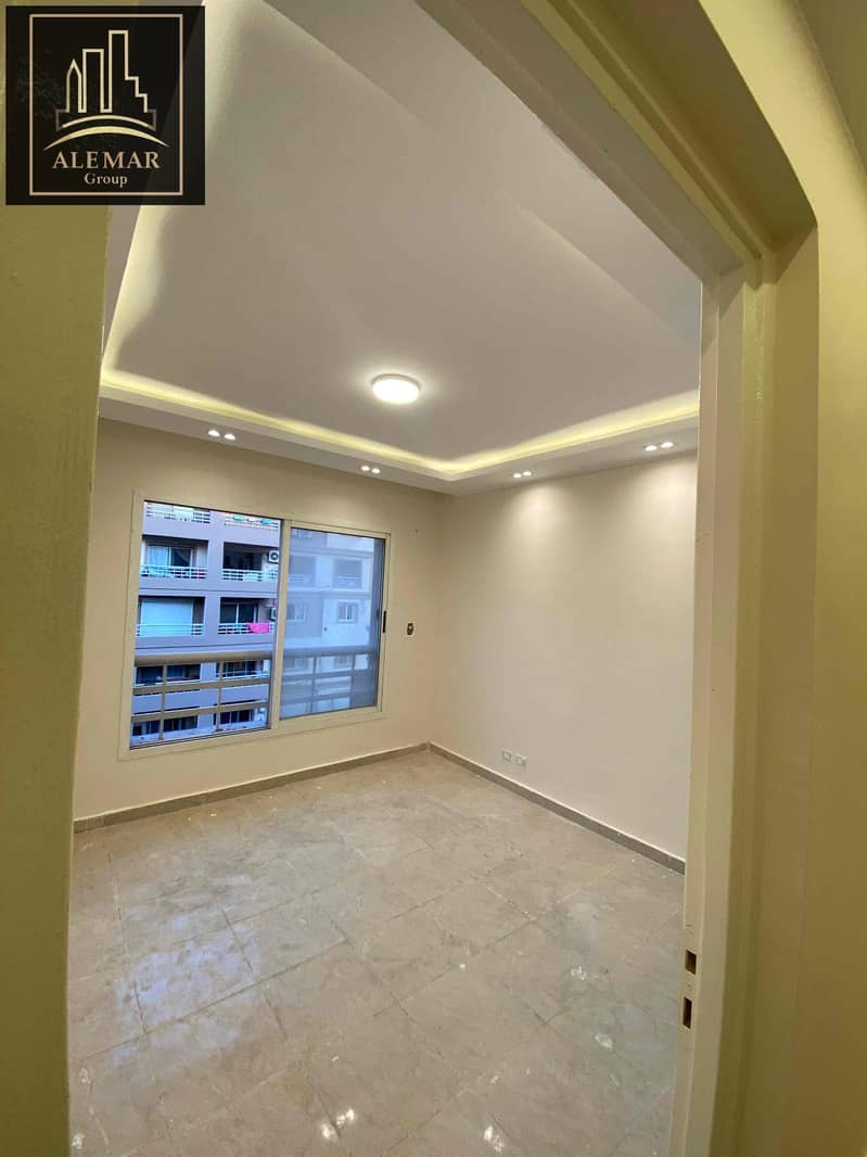 4 209bbcb3-3e09-42d1-9a69-98a3d622ae83. jpg