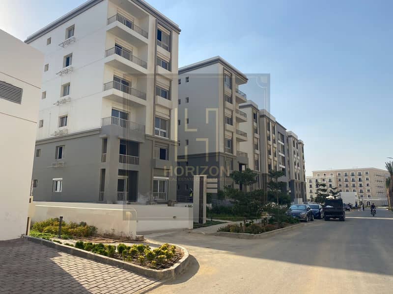 8 596625953_2791077897891488_3526495961194022939_n. jpg