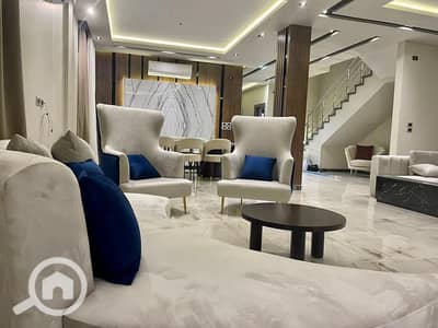 فیلا 5 غرف نوم للبيع في القاهرة الجديدة، القاهرة - 442e46b3-7cf6-4e55-b8c7-0fbf9273713d. jpg