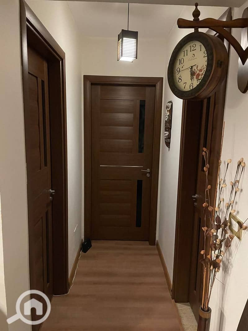 4 4683eb79-fad5-4733-9189-b7a93eb607ff. jpeg