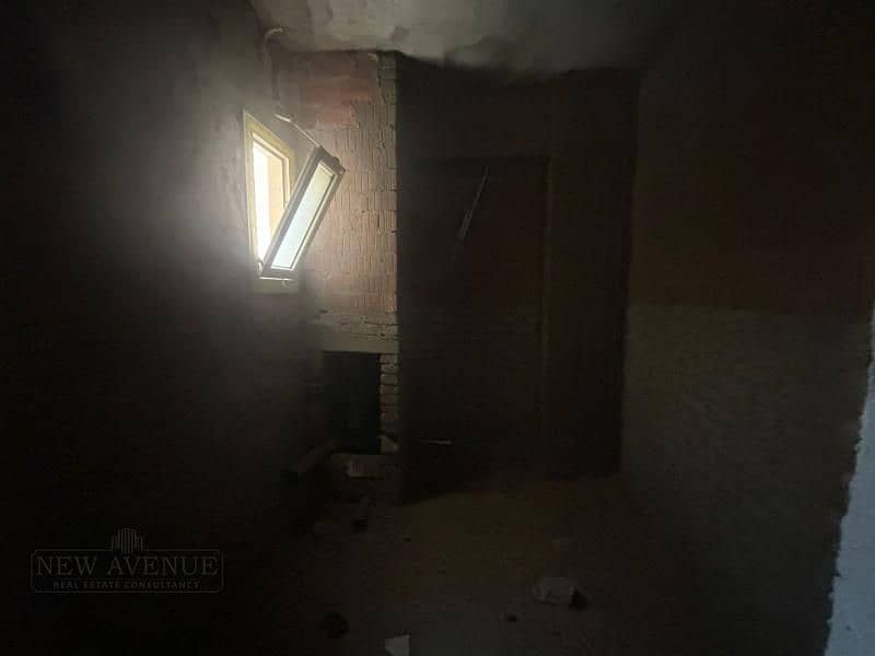 11 WhatsApp Image 2025-12-04 at 4.38. 55 PM (1). jpg