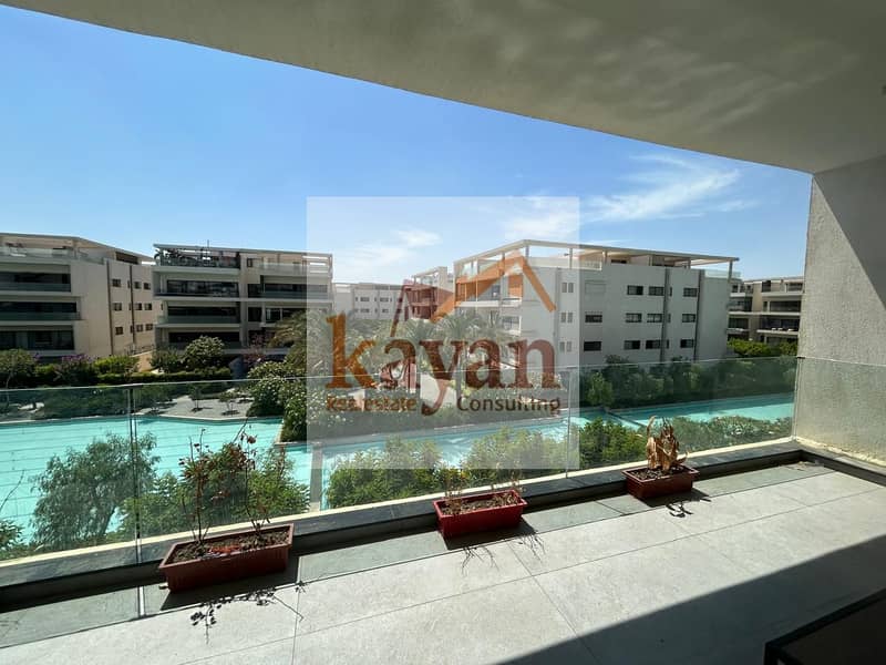 5 3967b5af-b9e6-4dee-9e97-f3f99e3b5aeb. jpg