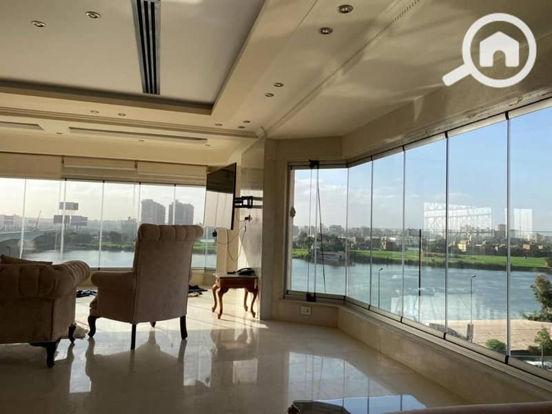 2 0000000000000000000000000000000000000000000000. jpg