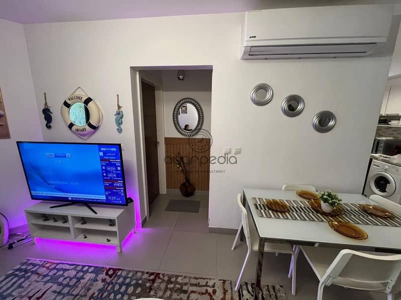 7 0e6bcbe2-0c09-4216-a7fa-79719930b09f. jpg