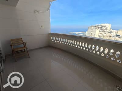 شقة 3 غرف نوم للايجار في جليم، الإسكندرية - IMG-20260119-WA0134. jpg