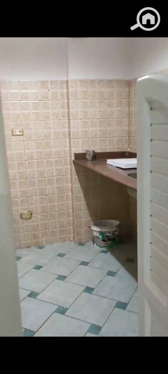 4 2f1ef7ad-873d-43bc-b71f-b22a578d86fb. jpg