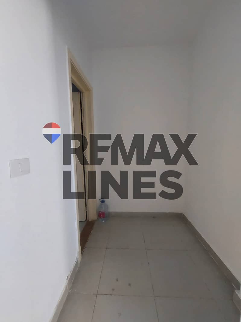 4 WhatsApp Image 2026-01-19 at 14.36. 42 (1). jpeg