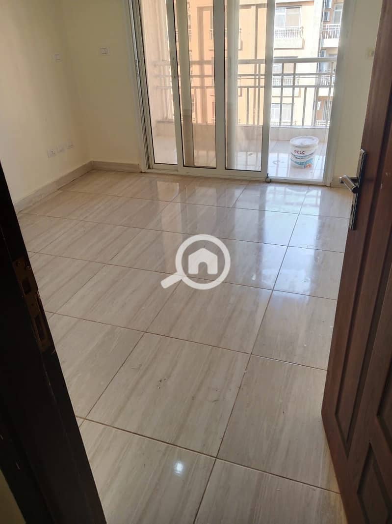 2 ca9d9f86-d32d-4f22-a457-c1194cc83b77. jpg