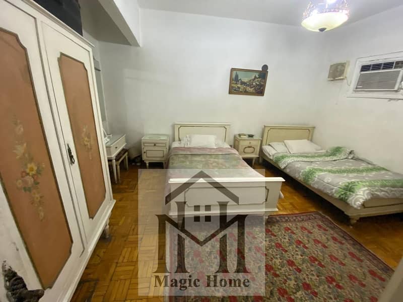 10 e8c40a29-bbbc-4608-9827-ab87eb7e6b6b. jpg