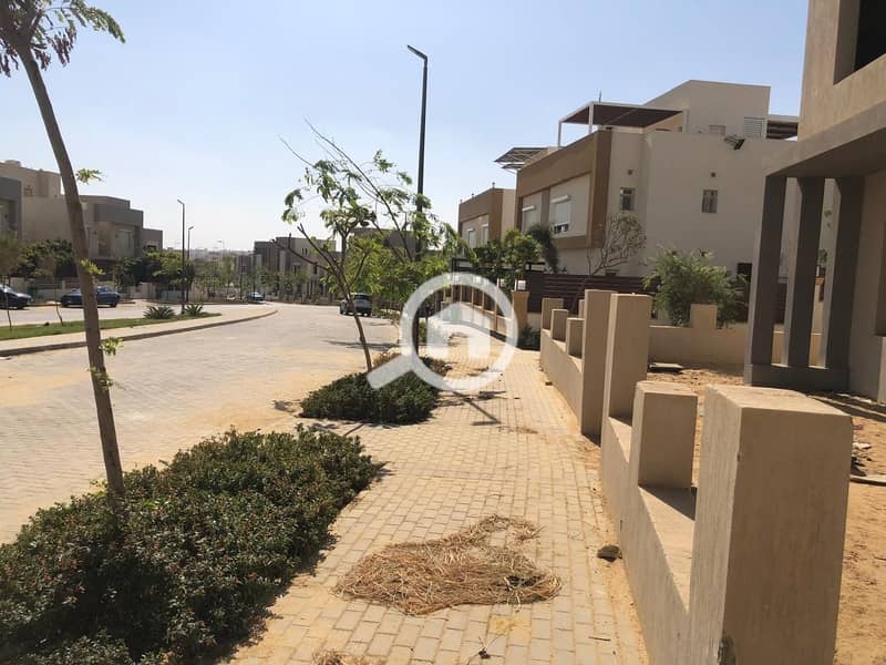 5 WhatsApp Image 2026-01-12 at 10.50. 22 AM (1). jpeg