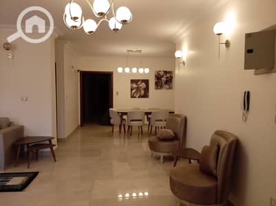 شقة 3 غرف نوم للايجار في الشيخ زايد، الجيزة - IMG-20251130-WA0059. jpg