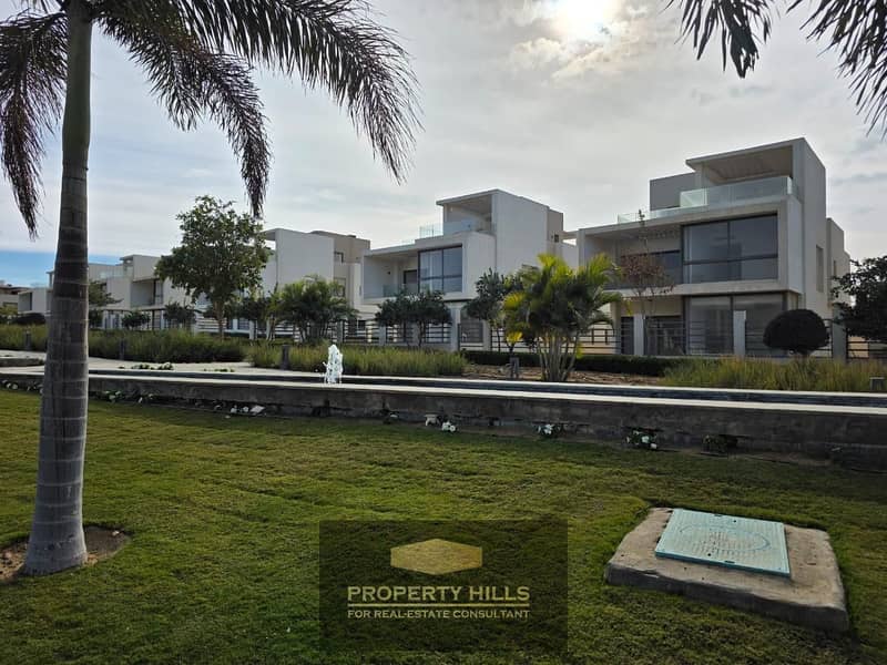 13 8e0dc8e8-d5ec-4184-92ff-7a78e6b5378b. JPG