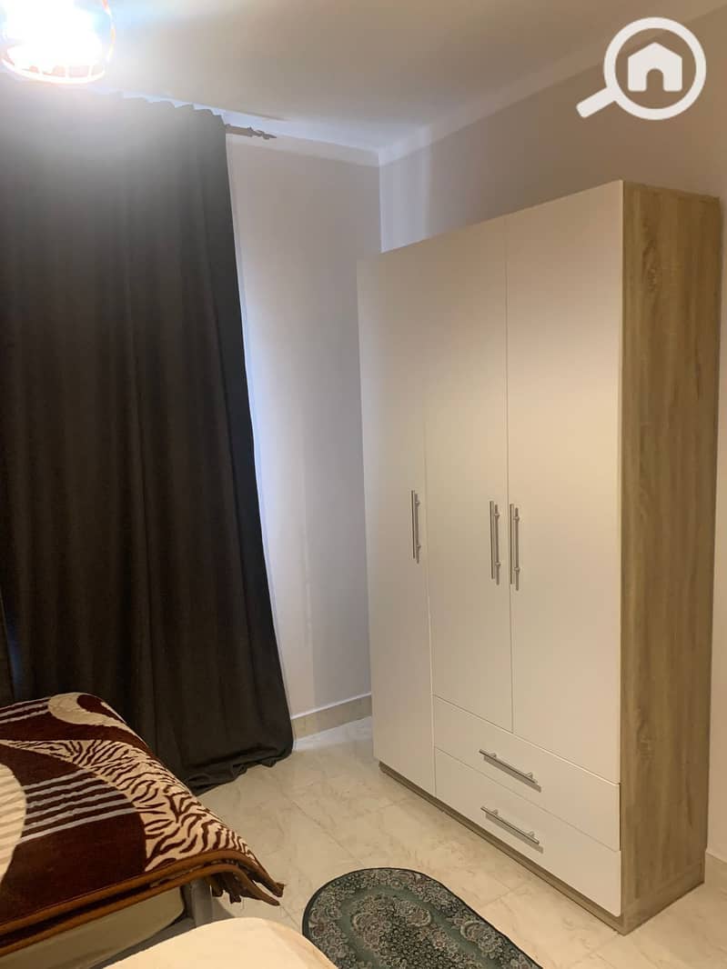 6 ca5090d2-1700-4a6d-9e51-d2818bffeb9a. jpeg