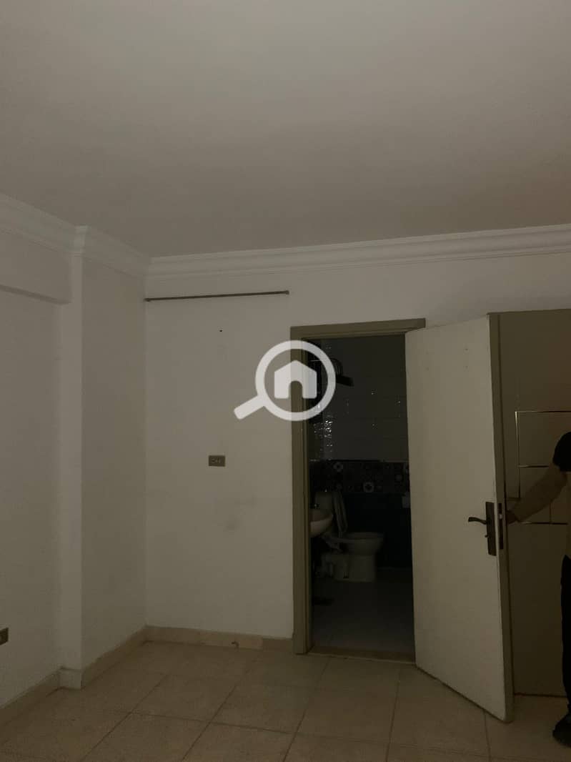 4 WhatsApp Image 2026-01-19 at 15.03. 00 (1). jpeg