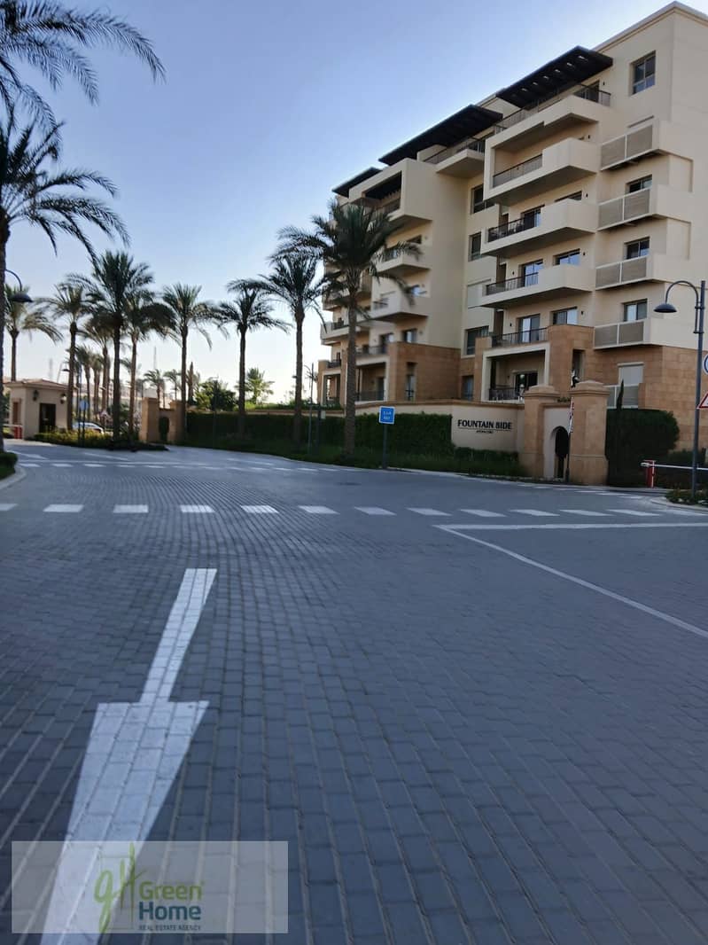 4 1d81e7de-d0b4-4e5e-8b4d-1f32702a57c4. jpg