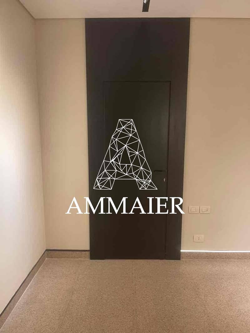 14 bf48306c-ac33-4444-a3d4-6c2ff9a6a4ac. jpg