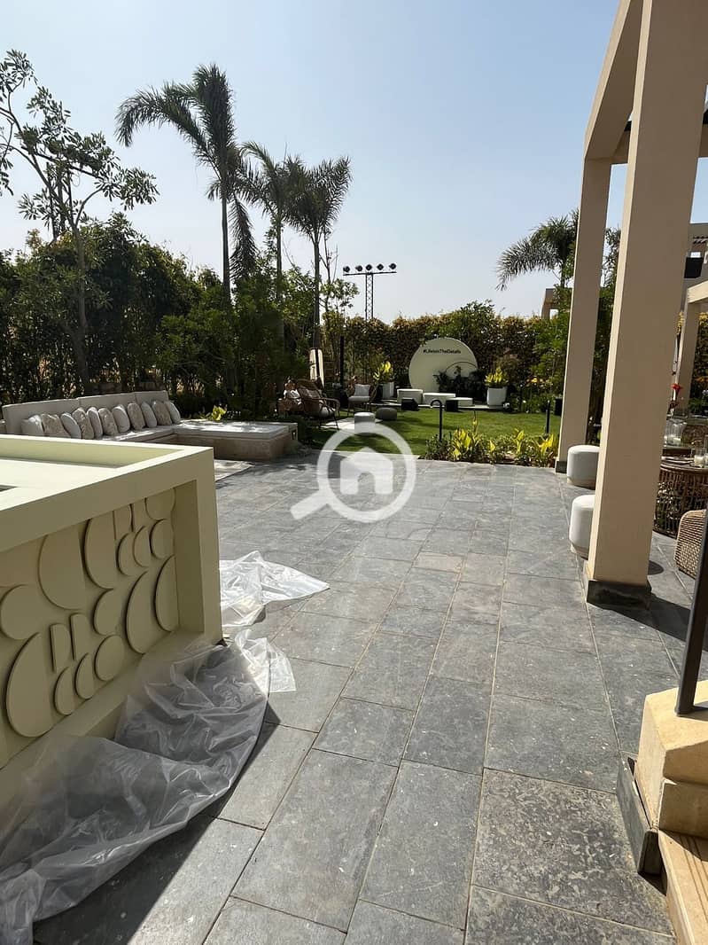 4 70b9b1d9-b8bb-47c8-abfc-b438883441fd. jpeg