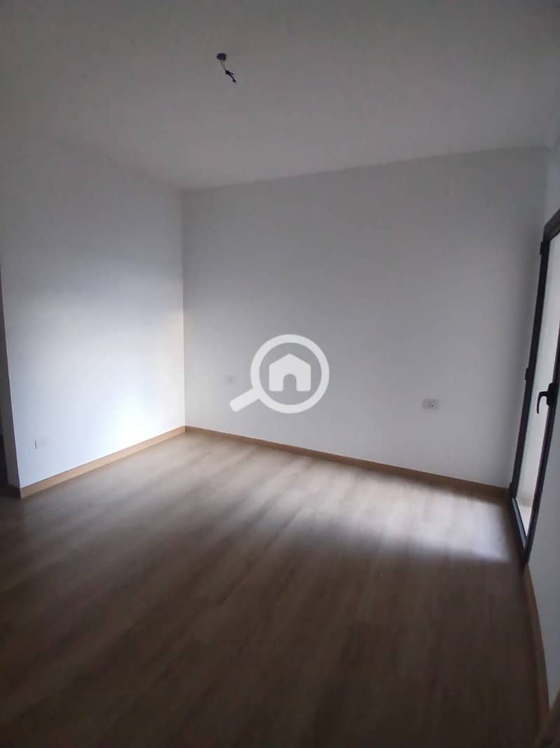 14 WhatsApp Image 2025-12-08 at 6.24. 18 PM (2). jpeg