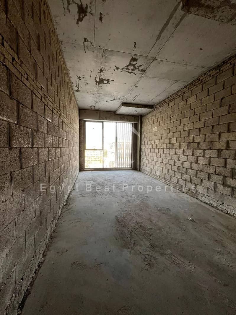 4 419e6282-559a-4648-95c8-0857d69c6974. jpeg