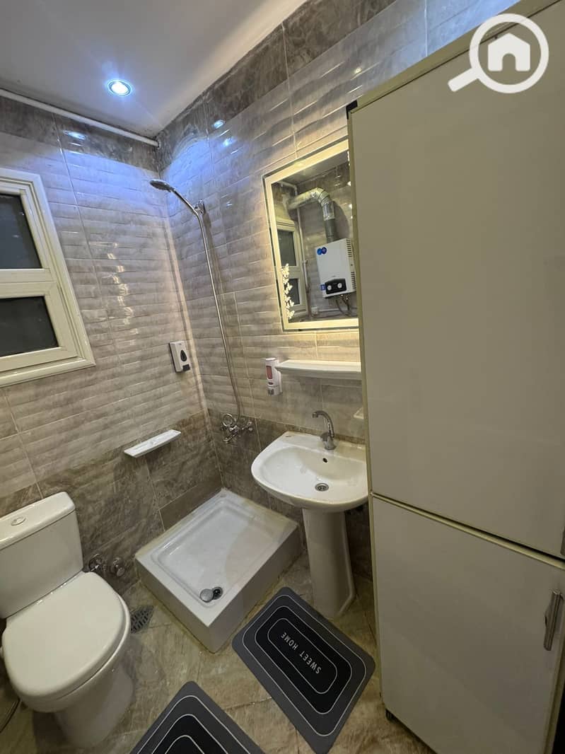 25 e545cd3b-bdc6-4fd1-baff-30e6a11e1b5d. jpg